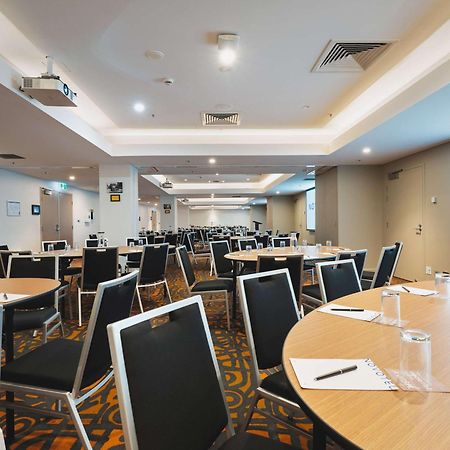 Novotel Canberra Bagian luar foto